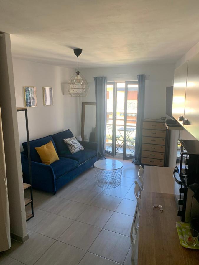 Appartement Studio Au Coeur Du Golf De Saint-Tropez Cavalaire-sur-Mer Exterior photo